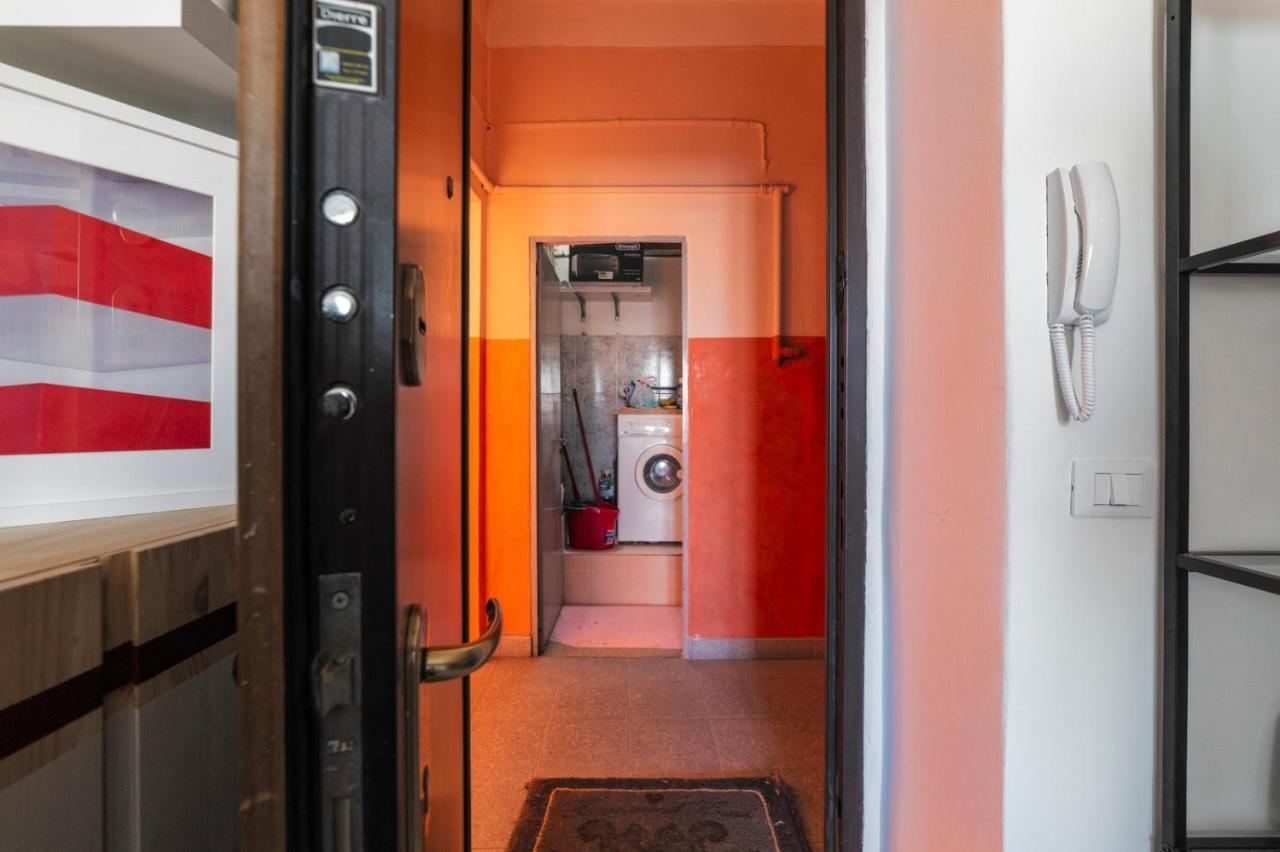 Naviglio Pavese Studio Apartment Milán Exterior foto